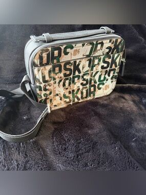 Michael Kors Logo Crossbody Bag in Green, black & Cream